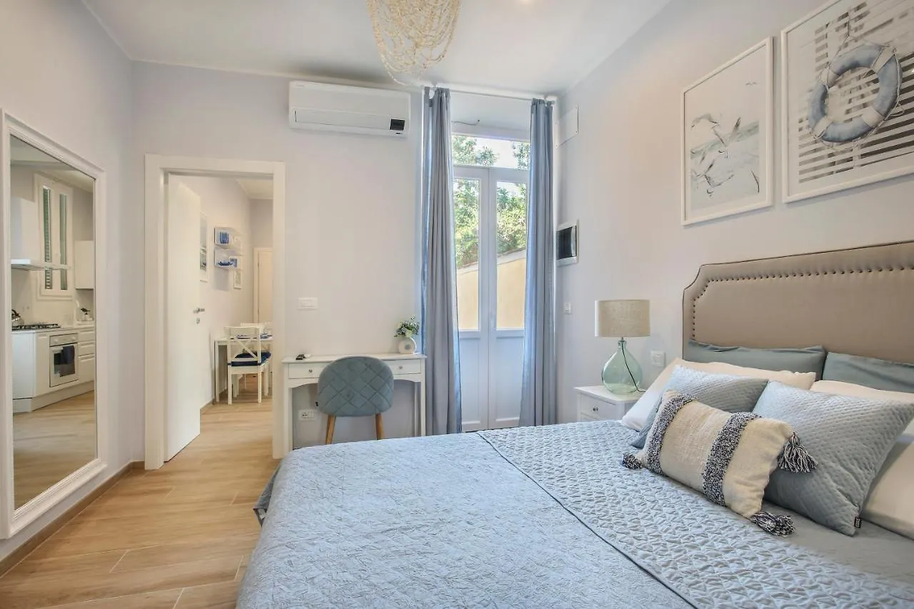 Guest house Versilia Mia - Beach At 8Min By Walk! New Rooms! Air Condition! Viareggio